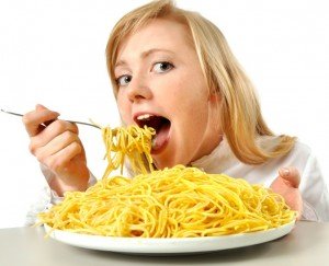 woman-eating-pasta