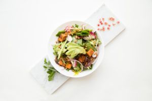 Dimagrisci senza dieta con queste 6 ricette di insalate