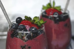 Dimagrire con frullati di frutta: 8 ricette da provare