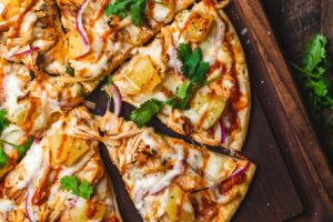 Pizza keto, 2 ricette facili per non mangiare carboidrati
