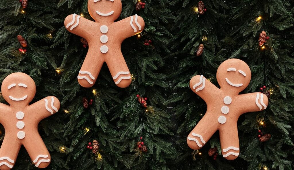 a close up of a christmas tree with ginger cookies
