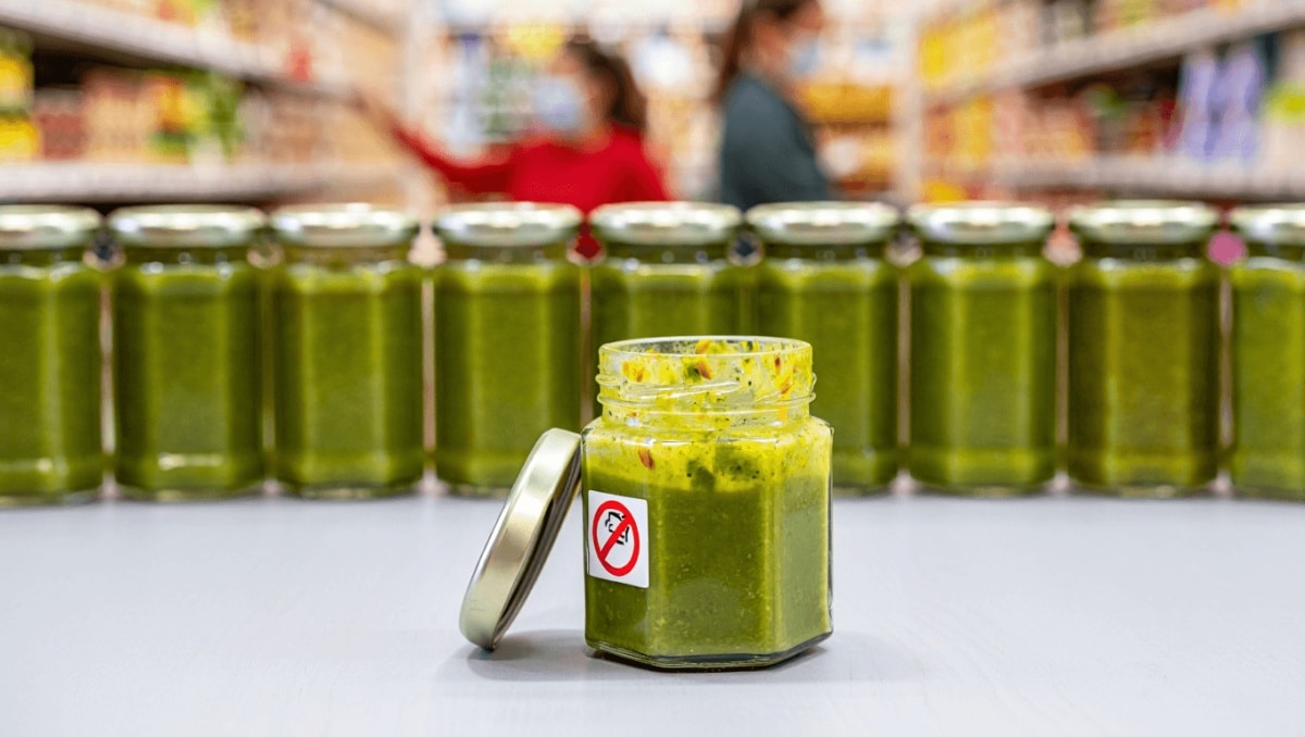 Pesto pistacchio allarme aflatossine: lotti ritirati per rischio cancerogeno