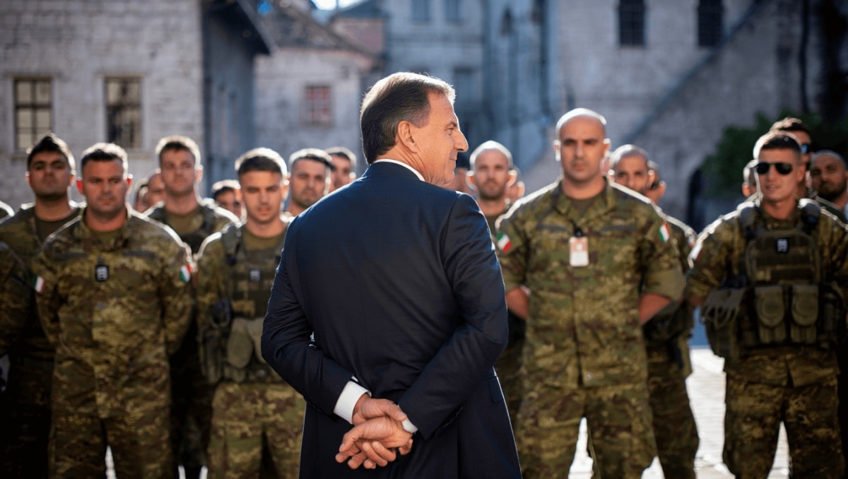 Crosetto a Sarajevo: sostegno ai militari italiani impegnati in missione