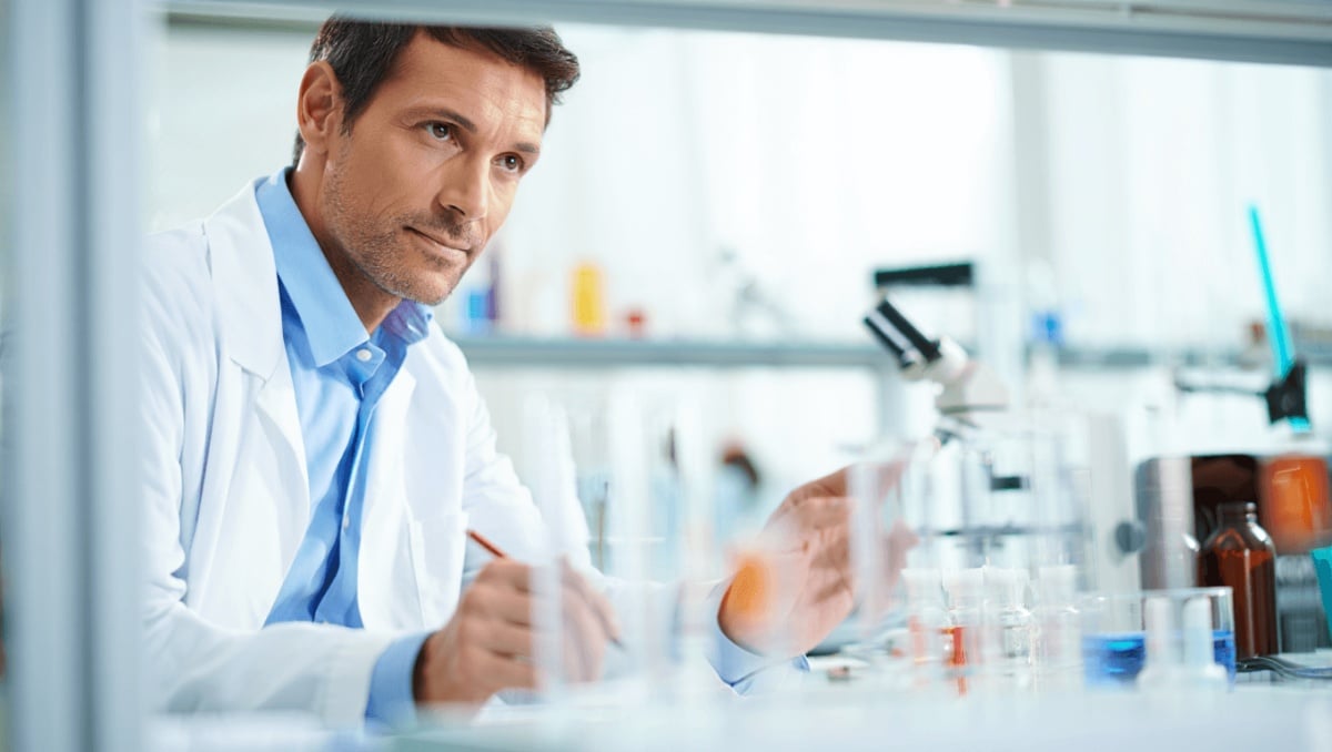 Barbacid, l'oncologo che avrebbe trovato cura per cancro al pancreas
Salute e Benessere
Classe 1949, spagnolo di Madrid, è un biochimico molecolare noto per le sue scoperte nel campo...
30 gen - 09:41