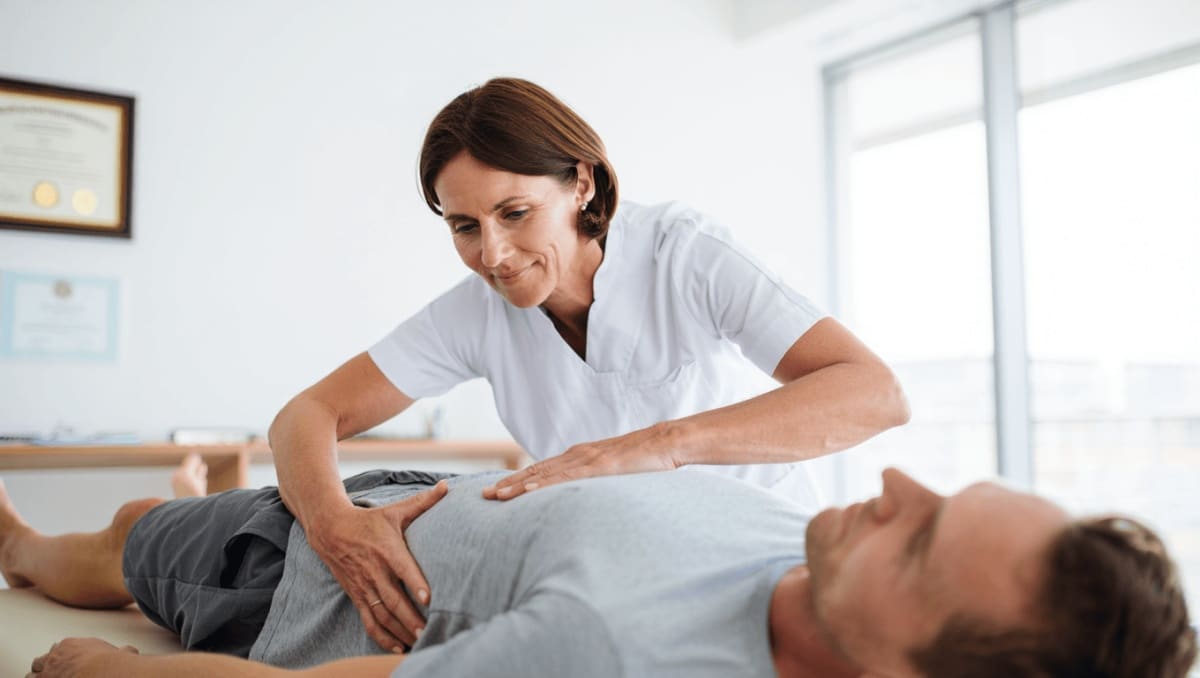 Osteopatia entra nel Sistema sanitario nazionale: cosa cambia con decreto su equipollenza