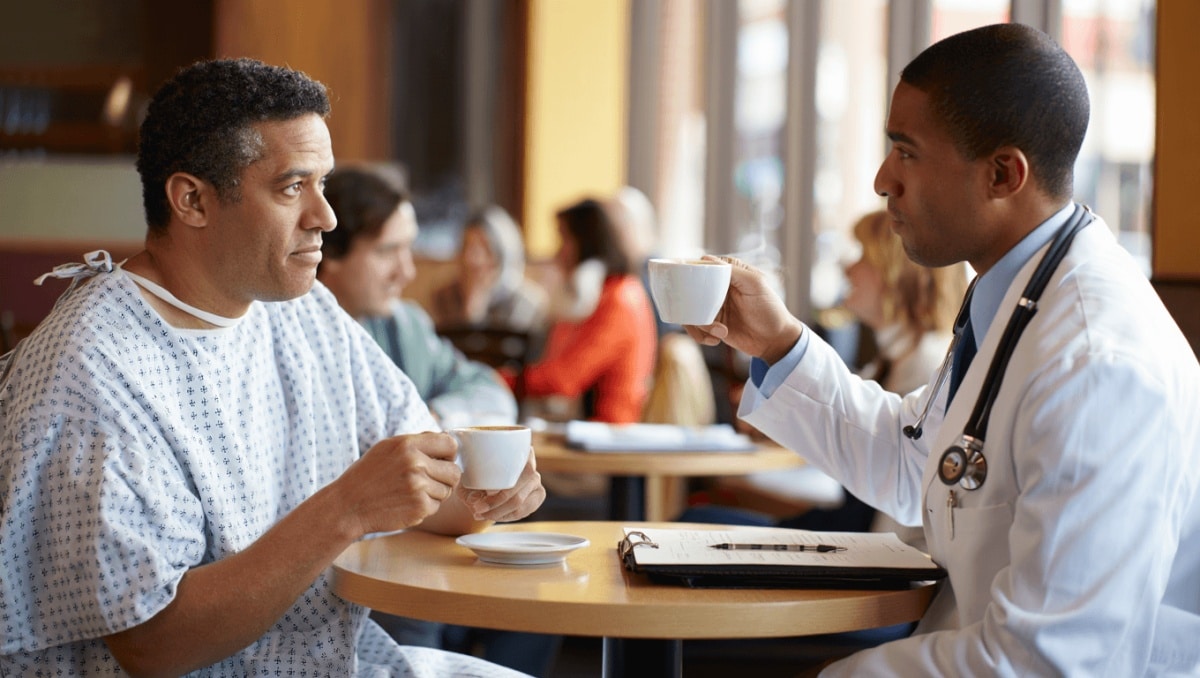 Caffè: 3-5 tazze quotidiane legate a calo netto di infarti e ictus, dicono cardiologi Usa
