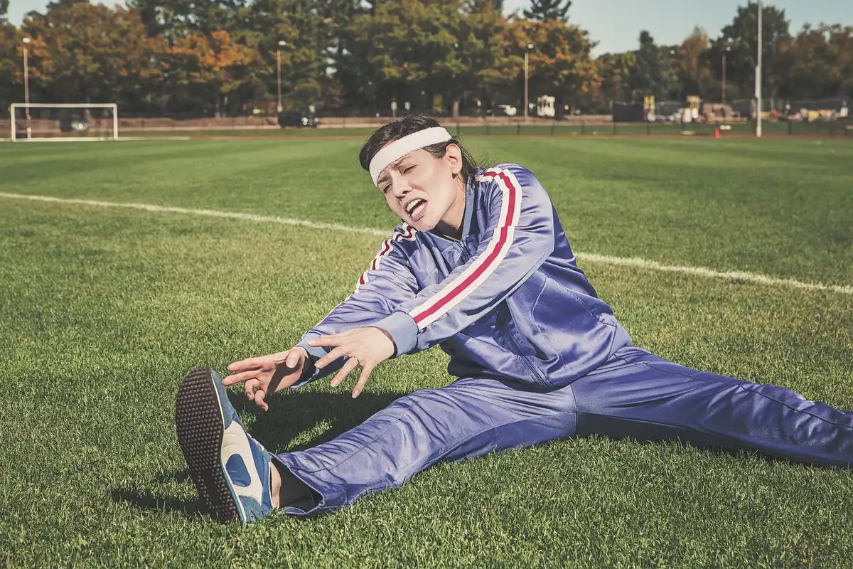 Scheda HIIT per principianti con timer e esercizi a corpo libero